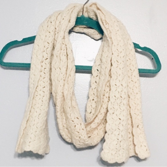 Handmade Knit scarf - Picture 1 of 2